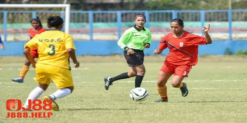 Các giải đấu phổ biến của bóng đá phủi là gì