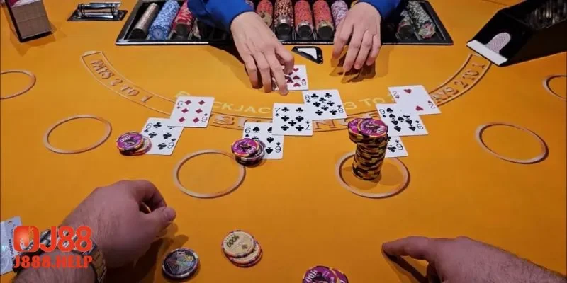 Các yếu tố quyết định khi đọc bài đối thủ