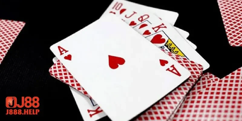 Tranh cãi từ những ván bài thực tế